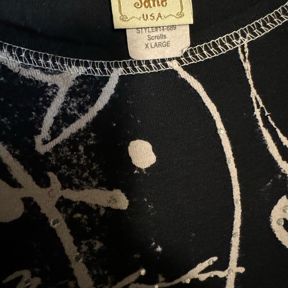 Jess & Jane Abstract Print Studded Accents Cotton Top - Picture 8 of 8